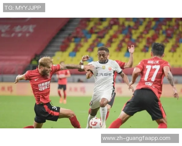 海港官方宣布签约20岁右后卫杨希助力U23国足未来发展 海港官方宣布签约20岁右后卫杨希助力U23国足未来发展