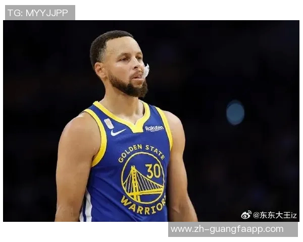 迪文赞库里赛季首日体型完美水花自律令人惊叹 迪文赞库里赛季首日体型完美水花自律令人惊叹